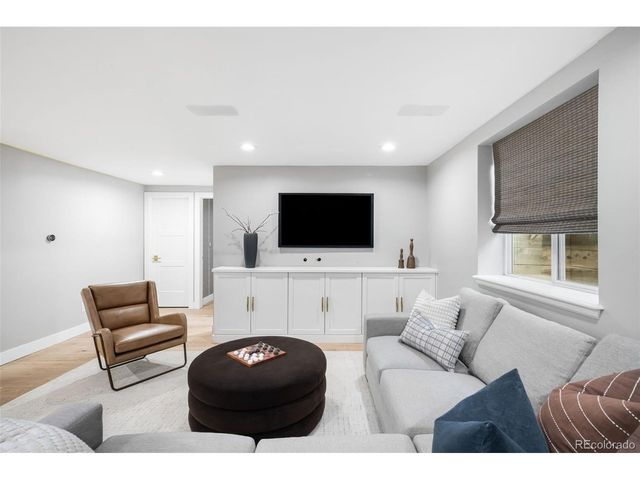 4060 S Clermont St, Cherry Hills Village, CO 80113
