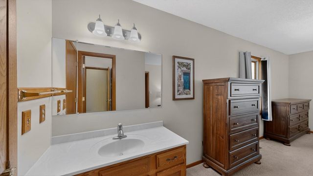 21 23rd Street SW, Rochester, MN 55902