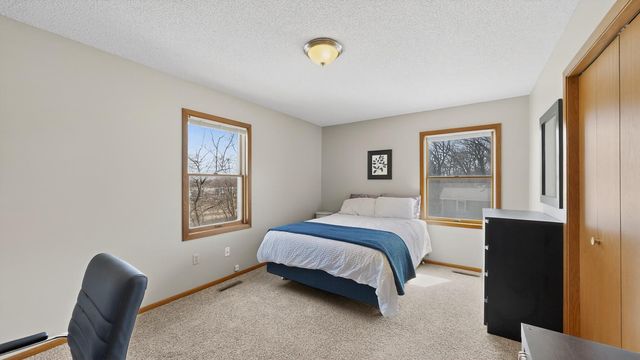 21 23rd Street SW, Rochester, MN 55902