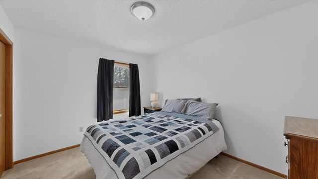 21 23rd Street SW, Rochester, MN 55902