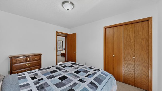 21 23rd Street SW, Rochester, MN 55902