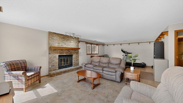 21 23rd Street SW, Rochester, MN 55902