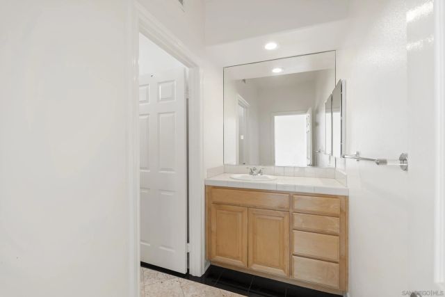 941 Avocado Pl, Del Mar, CA 92014