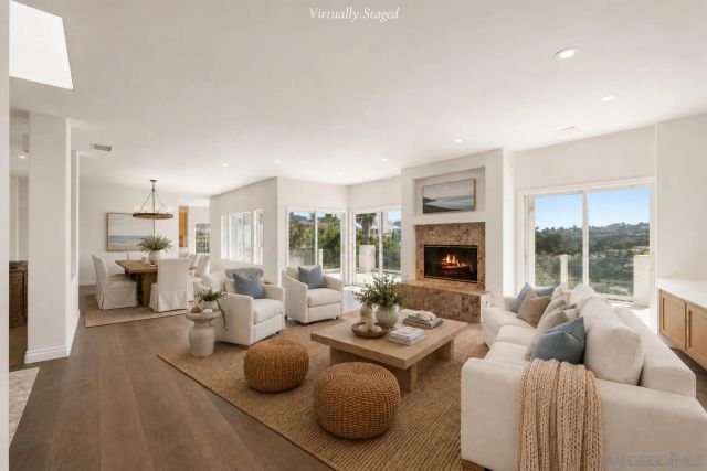 941 Avocado Pl, Del Mar, CA 92014