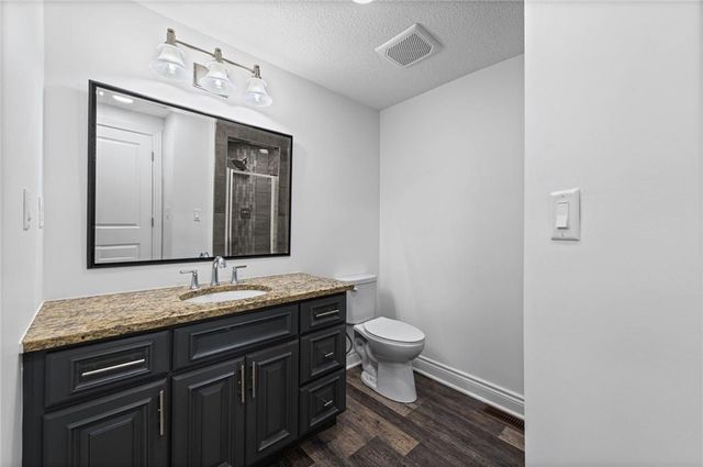 2800 Lafayette Avenue, Kansas City, KS 66104