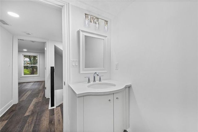 2800 Lafayette Avenue, Kansas City, KS 66104