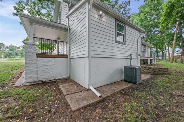 2800 Lafayette Avenue, Kansas City, KS 66104