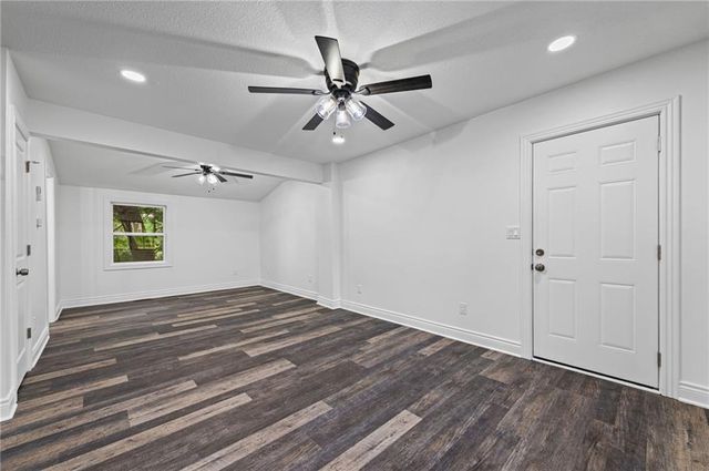 2800 Lafayette Avenue, Kansas City, KS 66104