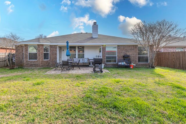 3433 Charing Cross Road, Midlothian, TX 76065