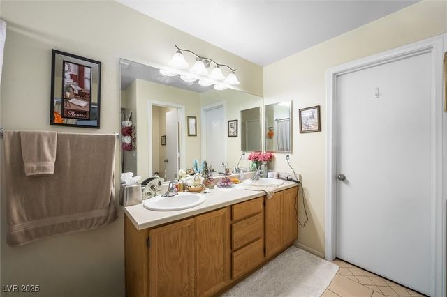 1856 Vida Pacifica Street, Las Vegas, NV 89115