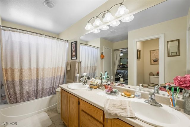1856 Vida Pacifica Street, Las Vegas, NV 89115