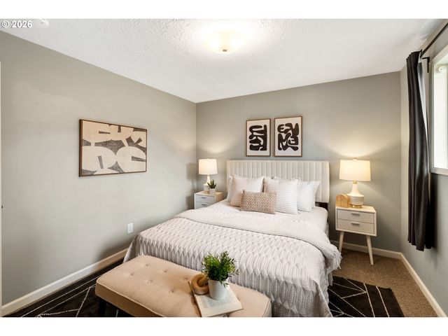 12917 Se 21ST Ave, Milwaukie, OR 97222