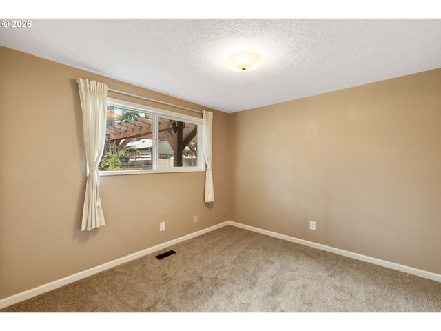 12917 Se 21ST Ave, Milwaukie, OR 97222