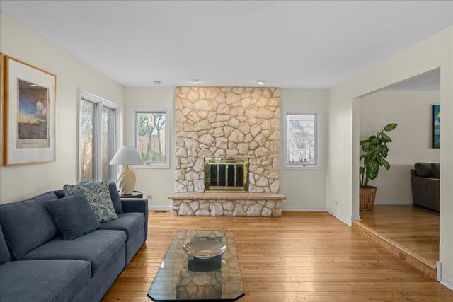 1145 Melvin Drive, Highland Park, IL 60035