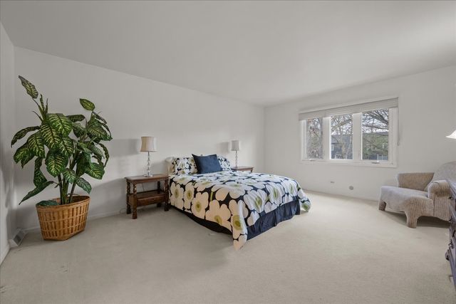 1145 Melvin Drive, Highland Park, IL 60035