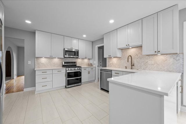 1145 Melvin Drive, Highland Park, IL 60035