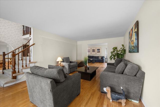 1145 Melvin Drive, Highland Park, IL 60035