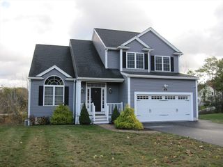 15 Hialeah Lane, Framingham, MA 01701