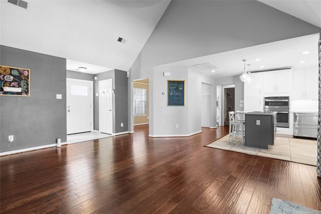 106 Oak Hollow Boulevard, Hockley, TX 77447