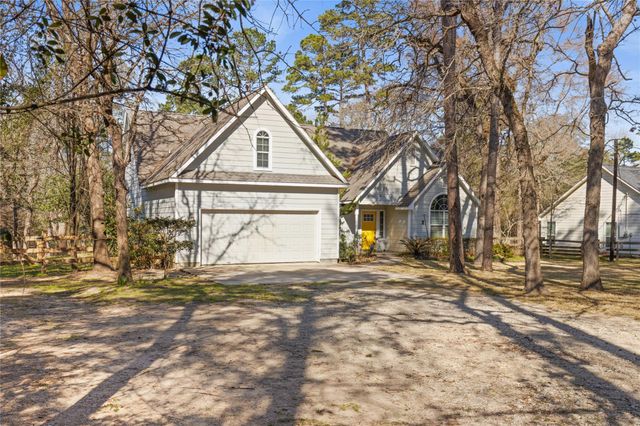 106 Oak Hollow Boulevard, Hockley, TX 77447