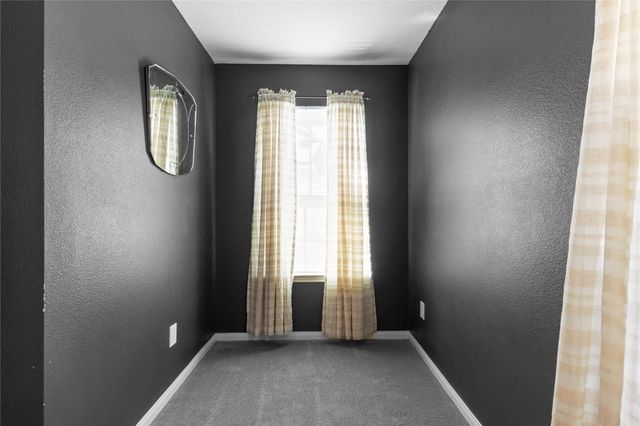 106 Oak Hollow Boulevard, Hockley, TX 77447