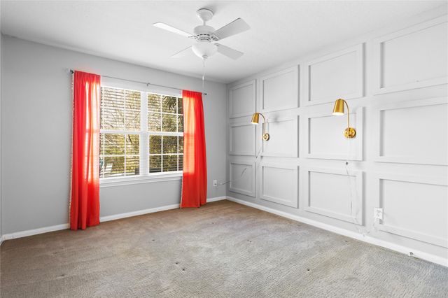 106 Oak Hollow Boulevard, Hockley, TX 77447