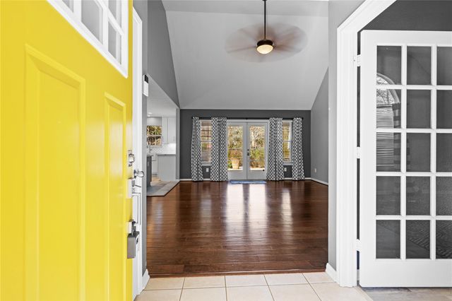 106 Oak Hollow Boulevard, Hockley, TX 77447