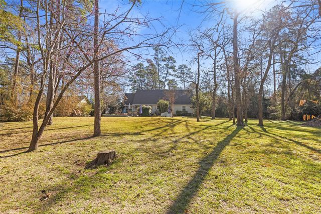 106 Oak Hollow Boulevard, Hockley, TX 77447