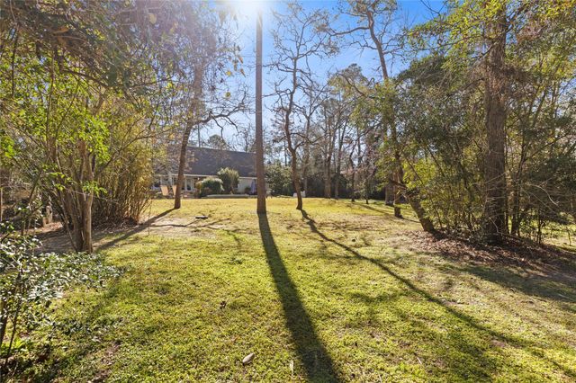 106 Oak Hollow Boulevard, Hockley, TX 77447