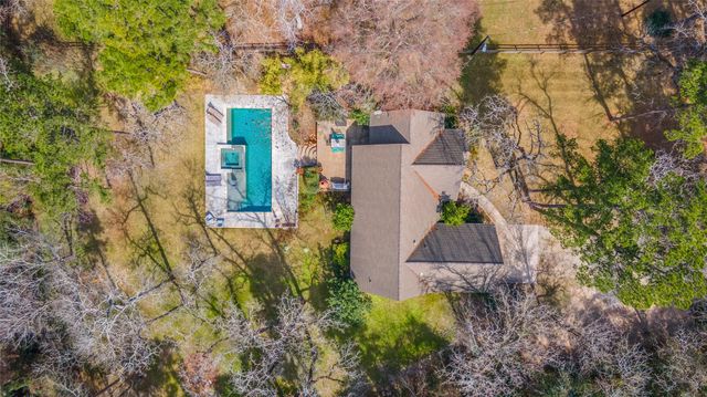 106 Oak Hollow Boulevard, Hockley, TX 77447