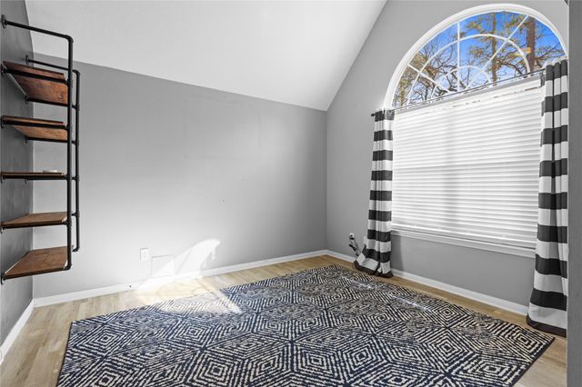 106 Oak Hollow Boulevard, Hockley, TX 77447