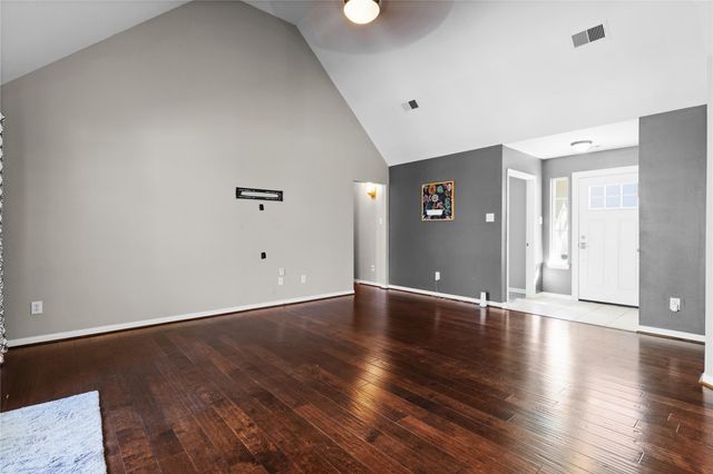 106 Oak Hollow Boulevard, Hockley, TX 77447