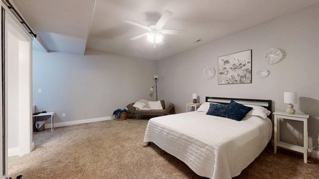 2112 Slade Lane, Mahomet, IL 61853