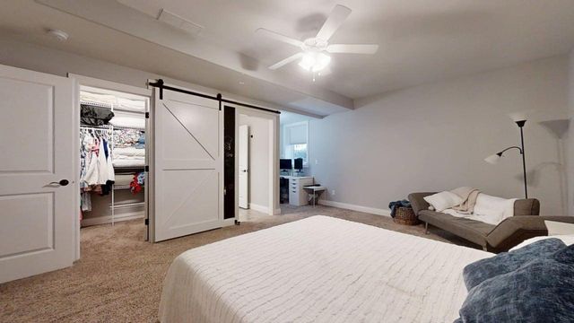 2112 Slade Lane, Mahomet, IL 61853