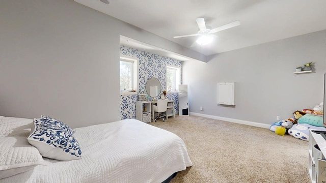 2112 Slade Lane, Mahomet, IL 61853