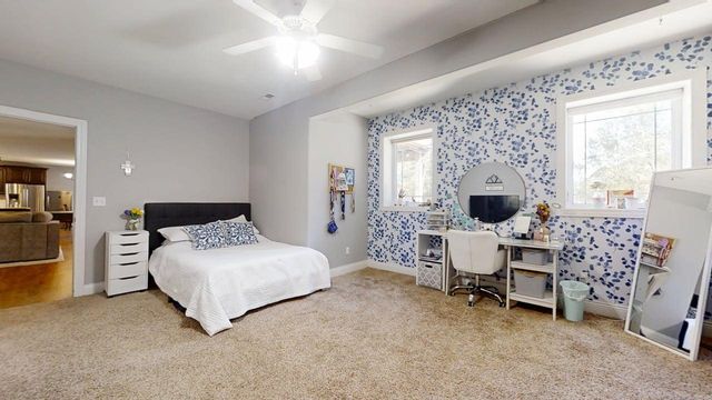 2112 Slade Lane, Mahomet, IL 61853