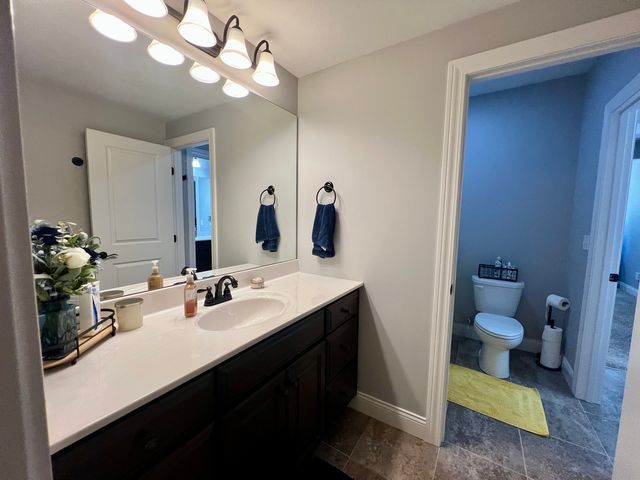 2112 Slade Lane, Mahomet, IL 61853