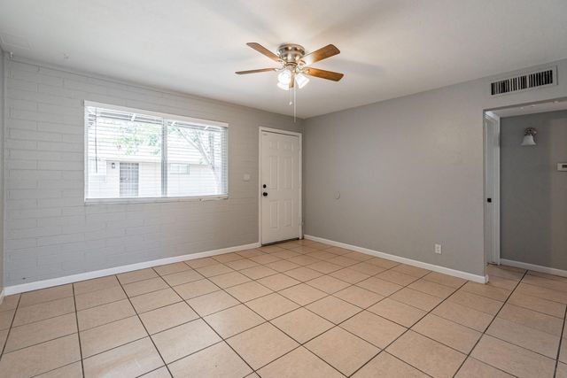 4423 N 23rd Avenue Apt B, Phoenix, AZ 85015