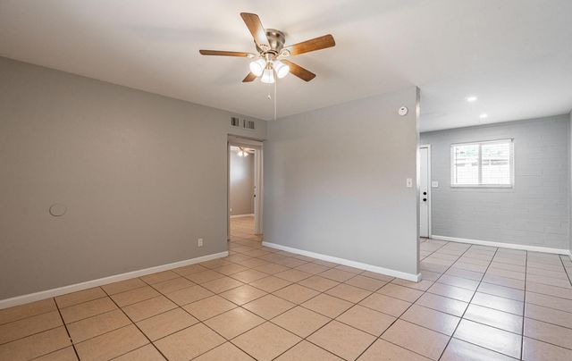 4423 N 23rd Avenue Apt B, Phoenix, AZ 85015