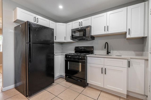 4423 N 23rd Avenue Apt B, Phoenix, AZ 85015