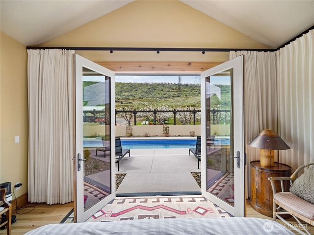 5814 Colockum Road, Malaga, WA 98828