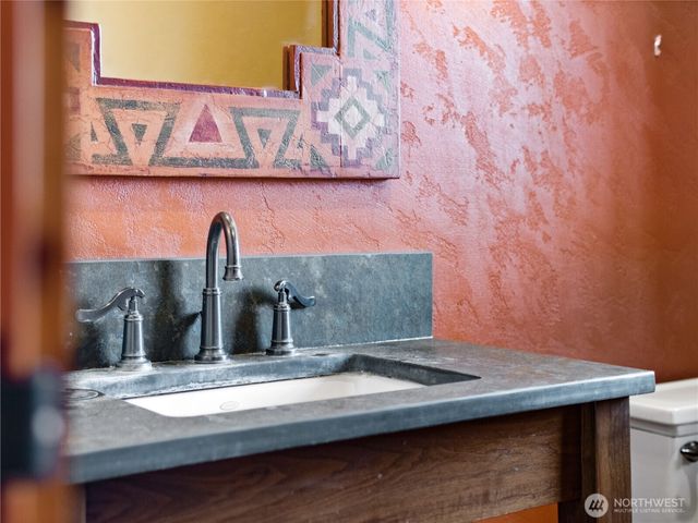 5814 Colockum Road, Malaga, WA 98828