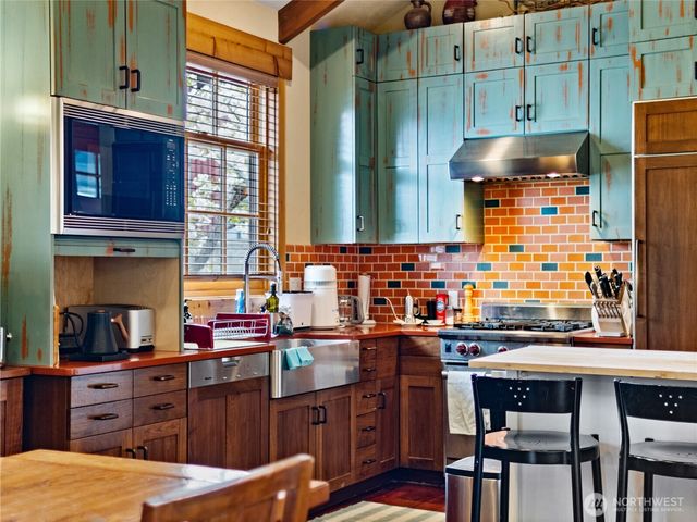 5814 Colockum Road, Malaga, WA 98828