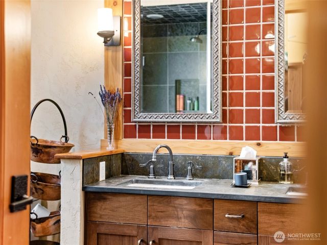 5814 Colockum Road, Malaga, WA 98828