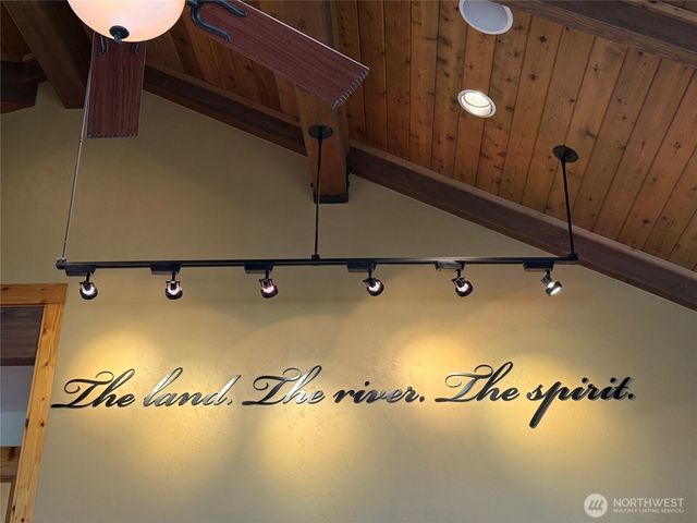 5814 Colockum Road, Malaga, WA 98828