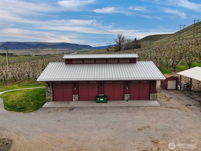 5814 Colockum Road, Malaga, WA 98828