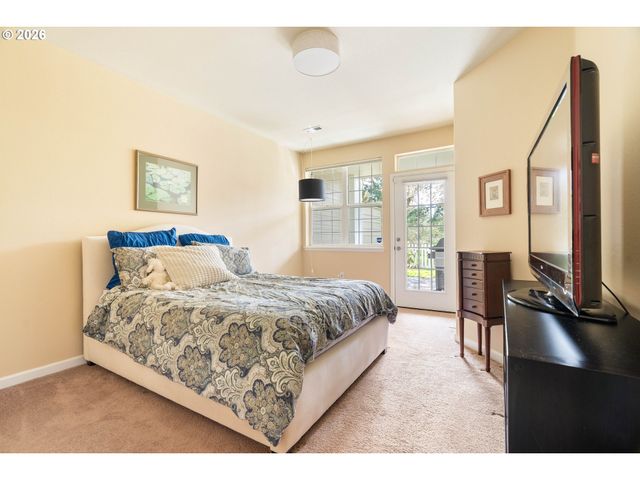 4901 SUMMERLINN Way, West Linn, OR 97068