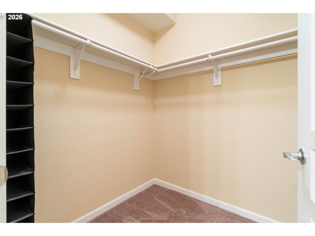 4901 SUMMERLINN Way, West Linn, OR 97068