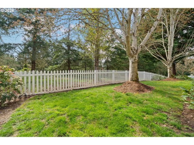 4901 SUMMERLINN Way, West Linn, OR 97068