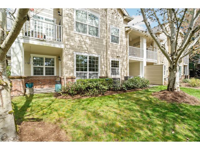 4901 SUMMERLINN Way, West Linn, OR 97068